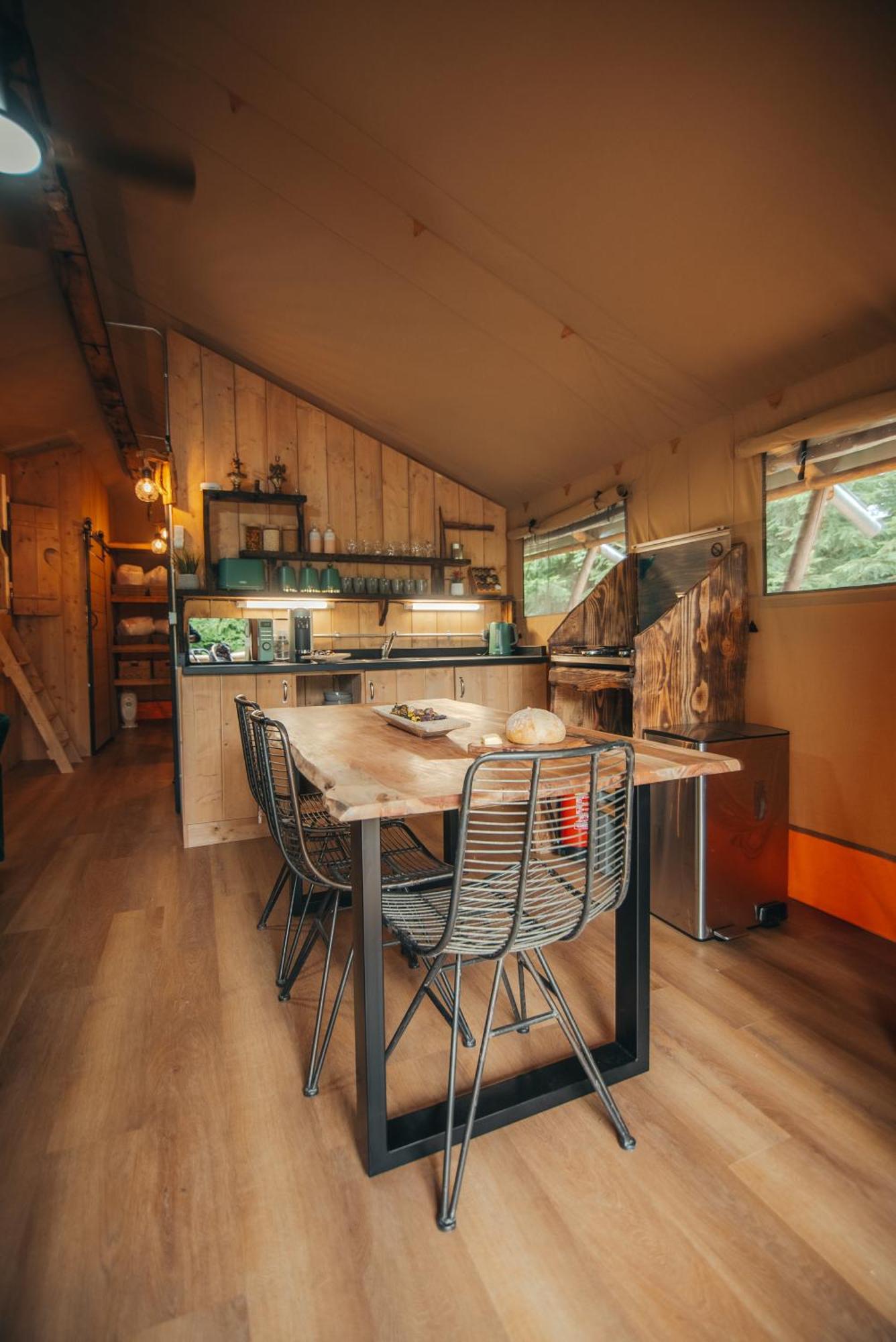 Cosy Forest Lodge Penrhos  Exterior foto