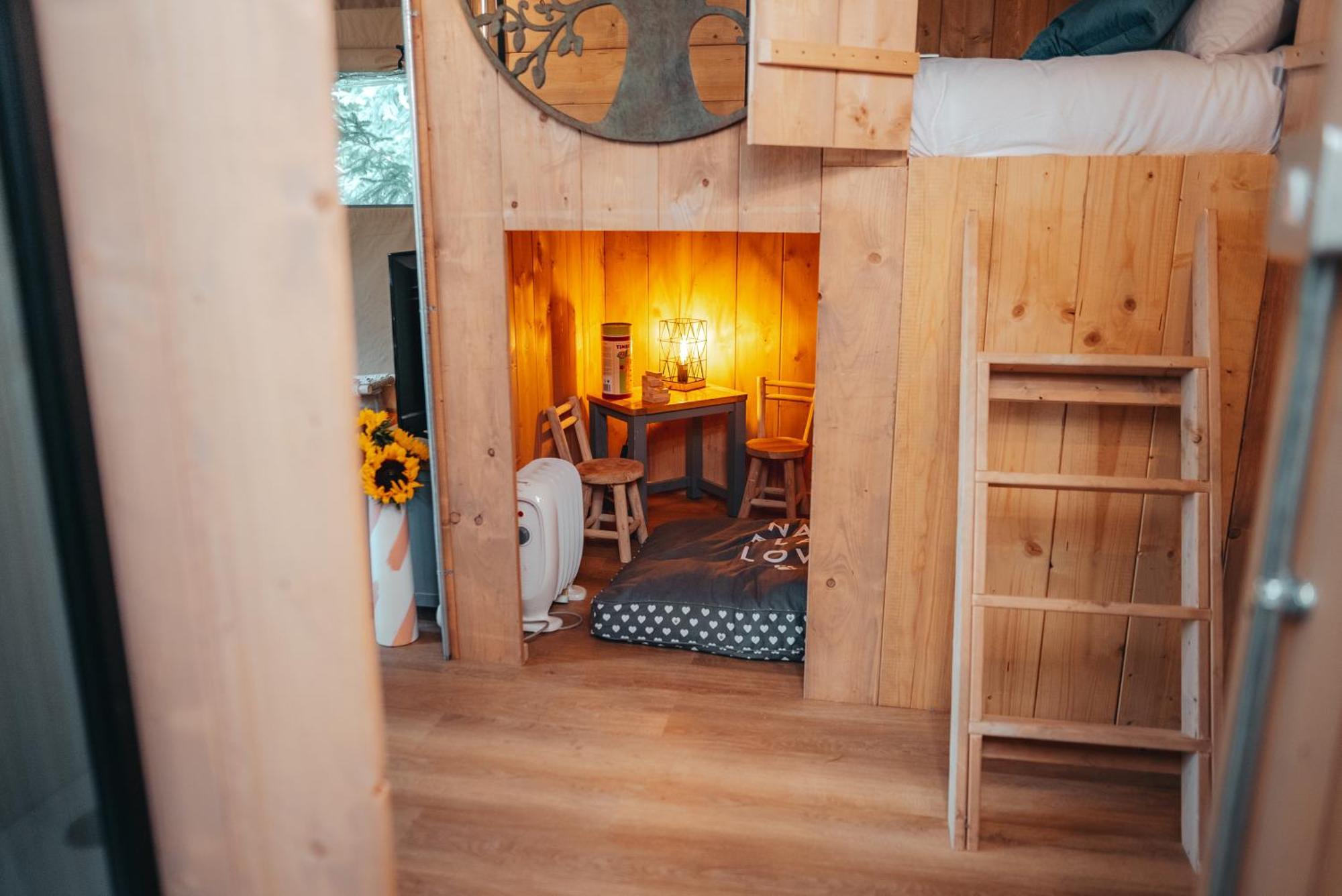 Cosy Forest Lodge Penrhos  Exterior foto