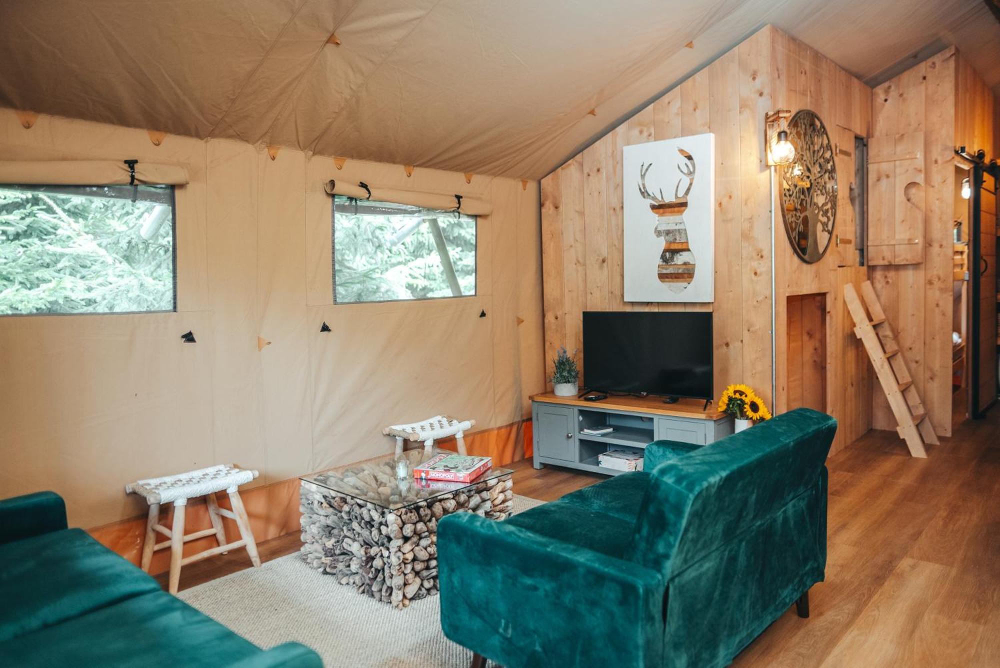 Cosy Forest Lodge Penrhos  Exterior foto