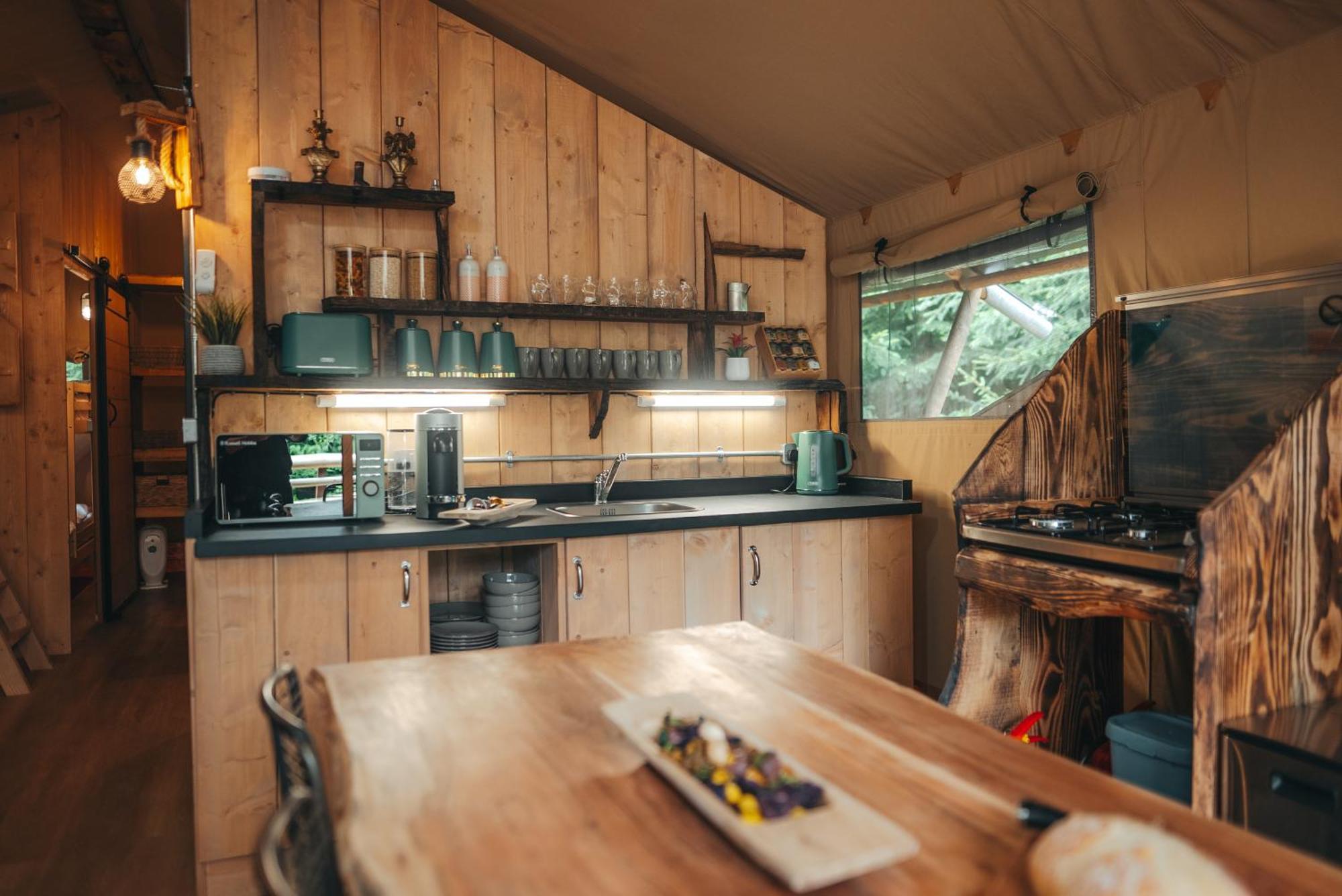 Cosy Forest Lodge Penrhos  Exterior foto